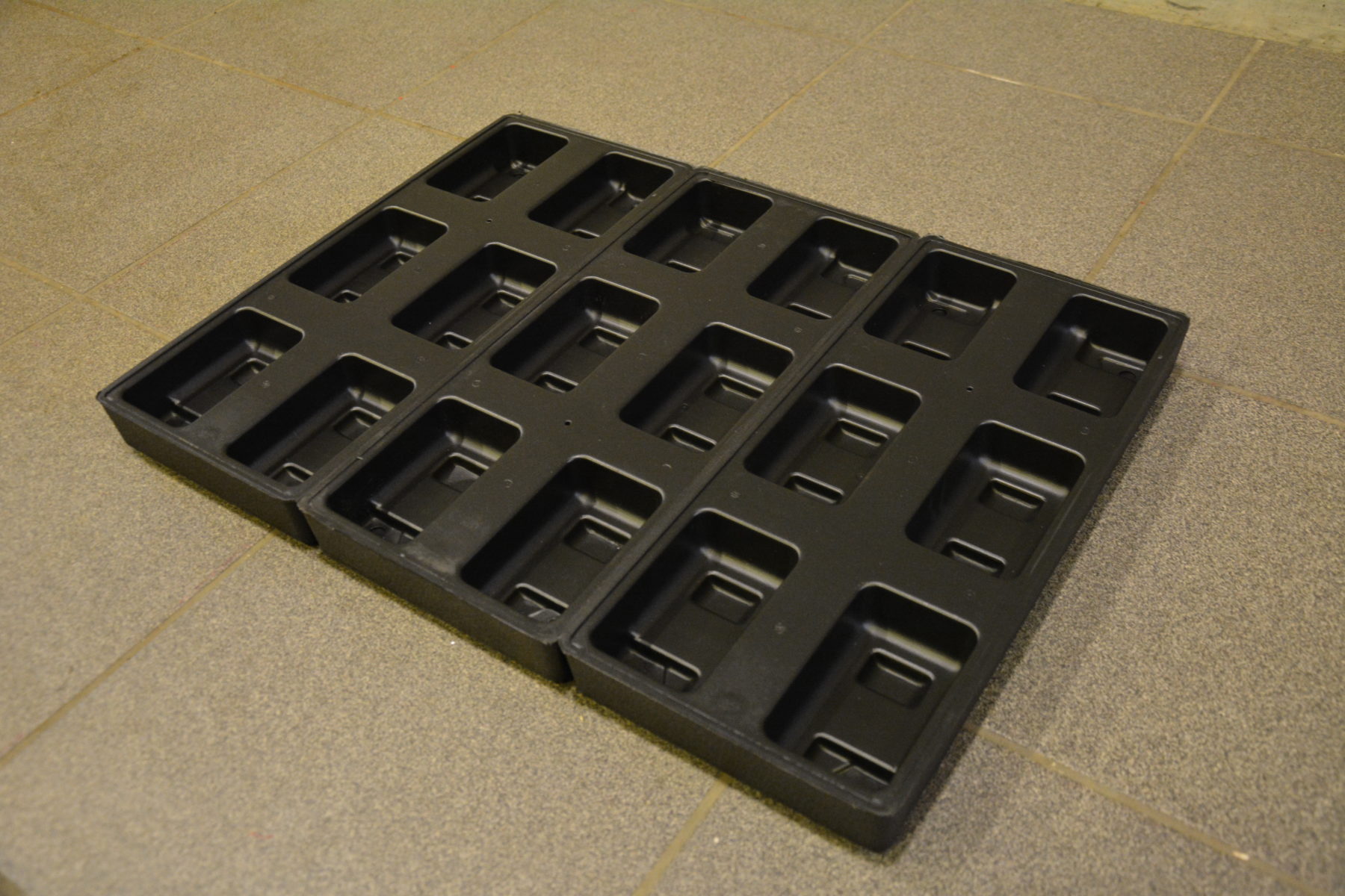 Plastbokser 3pk med 6 rom farge sort 1/3